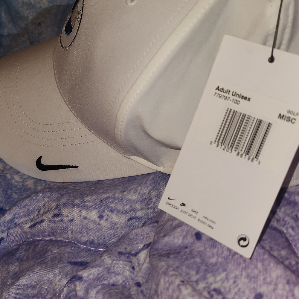 Nike White BMW (Legacy91) Baseball Cap (NWT) Dri-Fit.